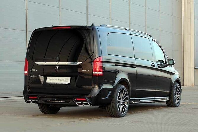 Private Luxury Van Departure from Copenhagen to Copenhagen Port - Timing rules that keep you out of port stress
