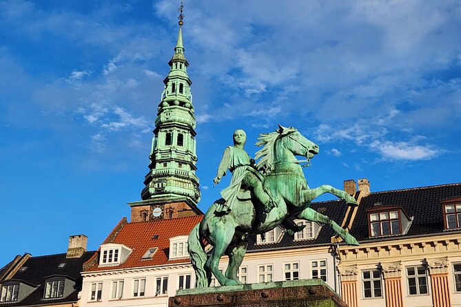 Sights & Gems: Medieval Copenhagen & Nyhavn with a local host - Rosenborg Castle and King’s Garden, royal calm in a fast day