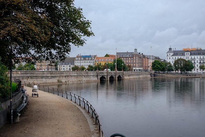 The Beauty of Copenhagen by Bike: Private Tour - Stop 2: Christiansborg Slot and Denmark’s power center