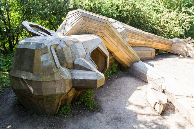 The Forest Tower and Forgotten Giants-A day tour from Copenhagen - Forgotten Giants near Copenhagen: Hill Top Trine and Sleeping Louis
