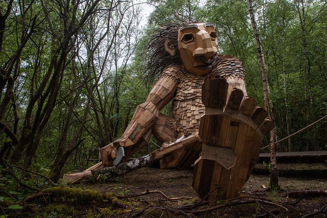 The Forgotten Giants Private Tour - Sleeping Louis in Rødovre, nature plus a mouth you can explore