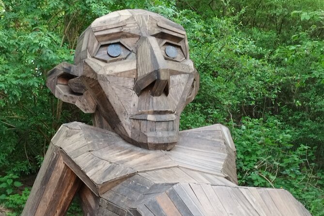 The Six Forgotten Giants Trolls Hunt with Minibus - little Tilde in Vallensbæk Mose: Watching Through Trees by a Small Lake