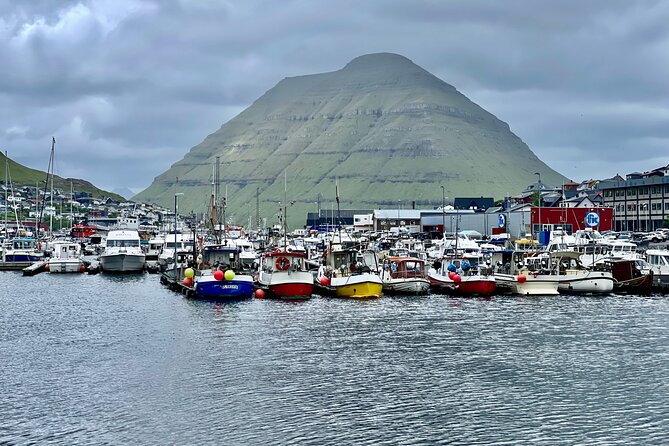Understanding Klaksvík: A Self-guided city tour in KlaksvÍk - Start at Fríða Kaffihús and set your pace